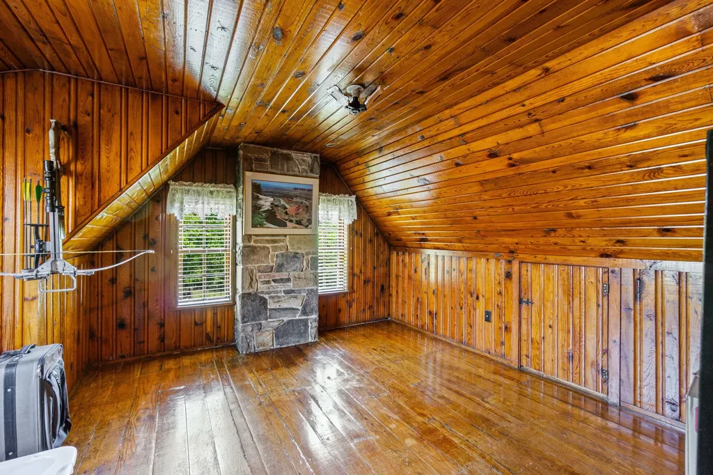 1805 Open Range Road Crossville TN 38555