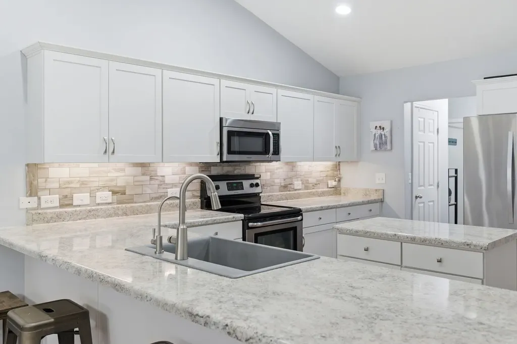 395 Devon Chase Hill Gallatin TN 37066