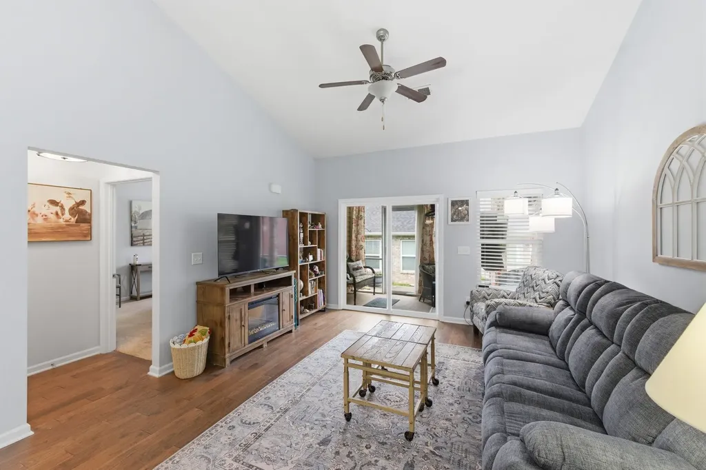395 Devon Chase Hill Gallatin TN 37066