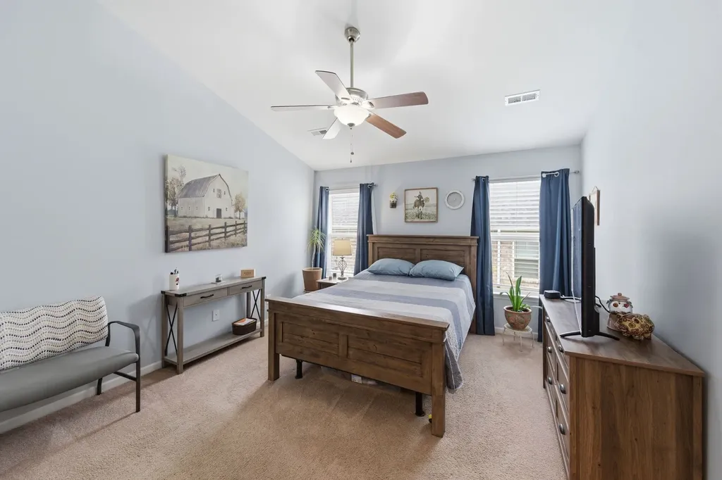 395 Devon Chase Hill Gallatin TN 37066