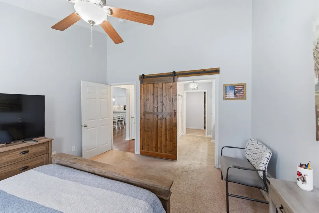 395 Devon Chase Hill Gallatin TN 37066