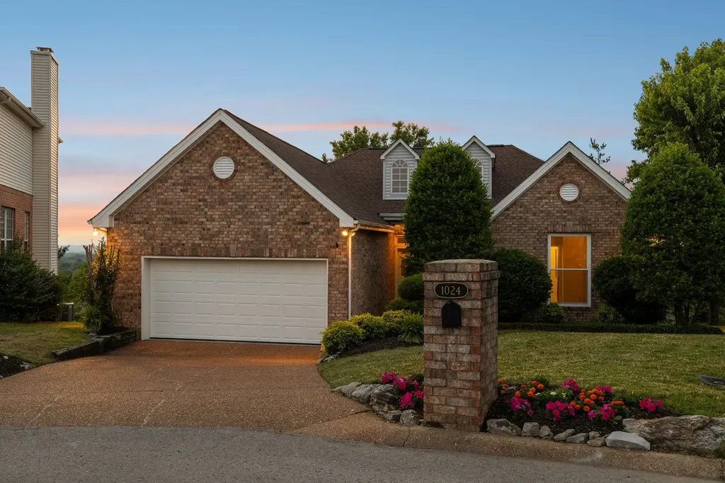 1024 N Clubhouse Court Franklin TN 37067