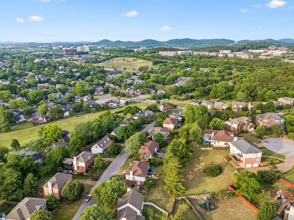 1024 N Clubhouse Court Franklin TN 37067