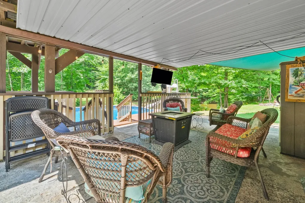 1844 Hogue Road Clarksville TN 37040