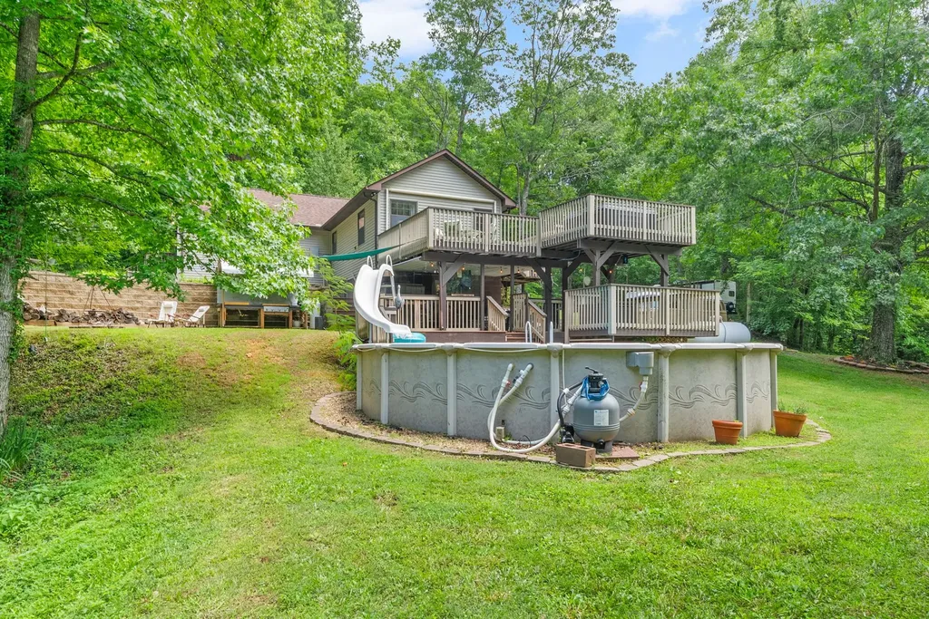 1844 Hogue Road Clarksville TN 37040