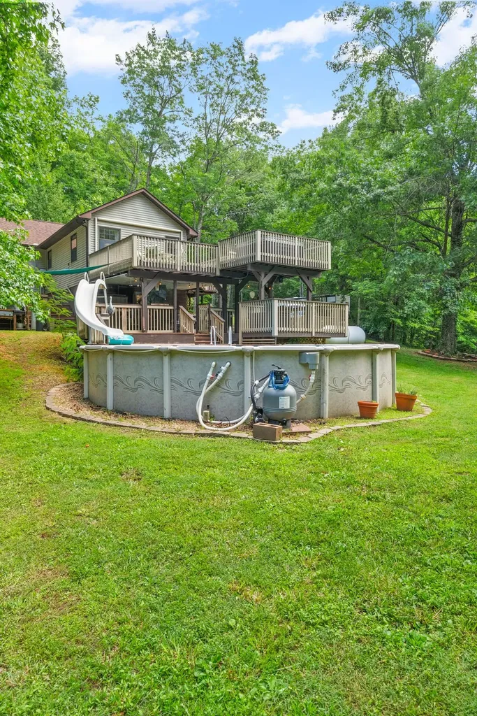 1844 Hogue Road Clarksville TN 37040