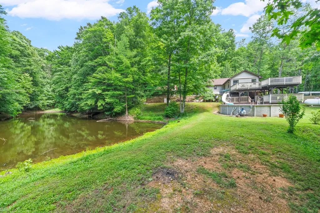 1844 Hogue Road Clarksville TN 37040