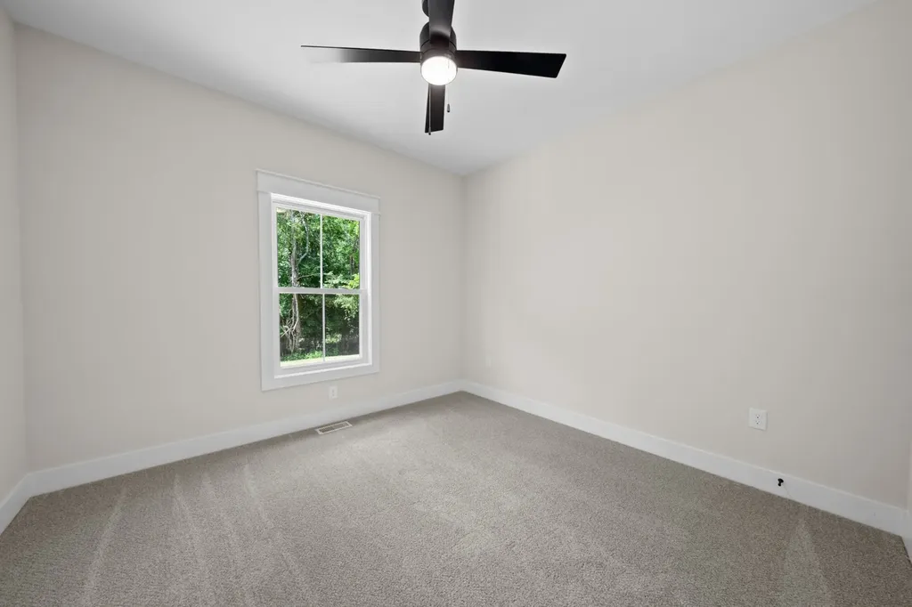 275 Brookfield Circle Winchester TN 37398