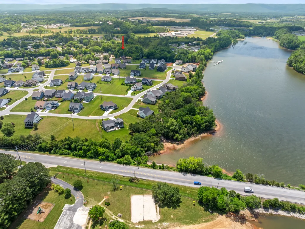 275 Brookfield Circle Winchester TN 37398