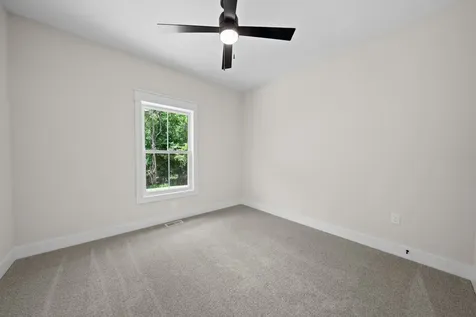 275 Brookfield Circle Winchester TN 37398