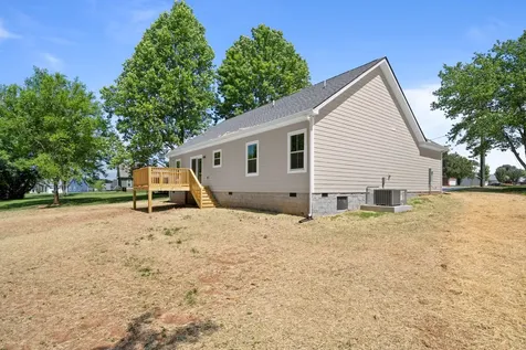 275 Brookfield Circle Winchester TN 37398
