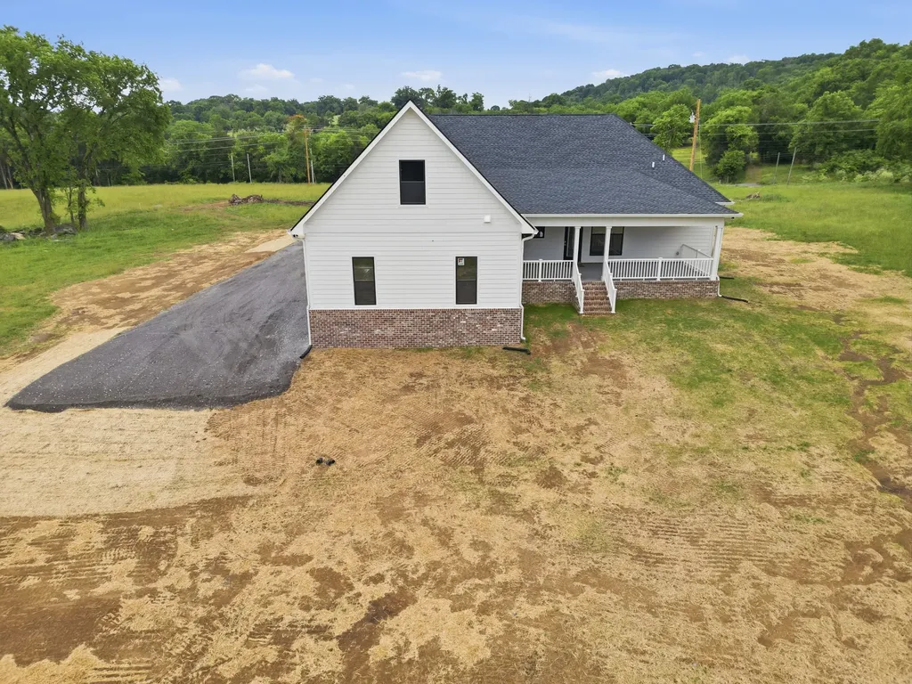 3550 Old Highway 25 Hartsville TN 37074