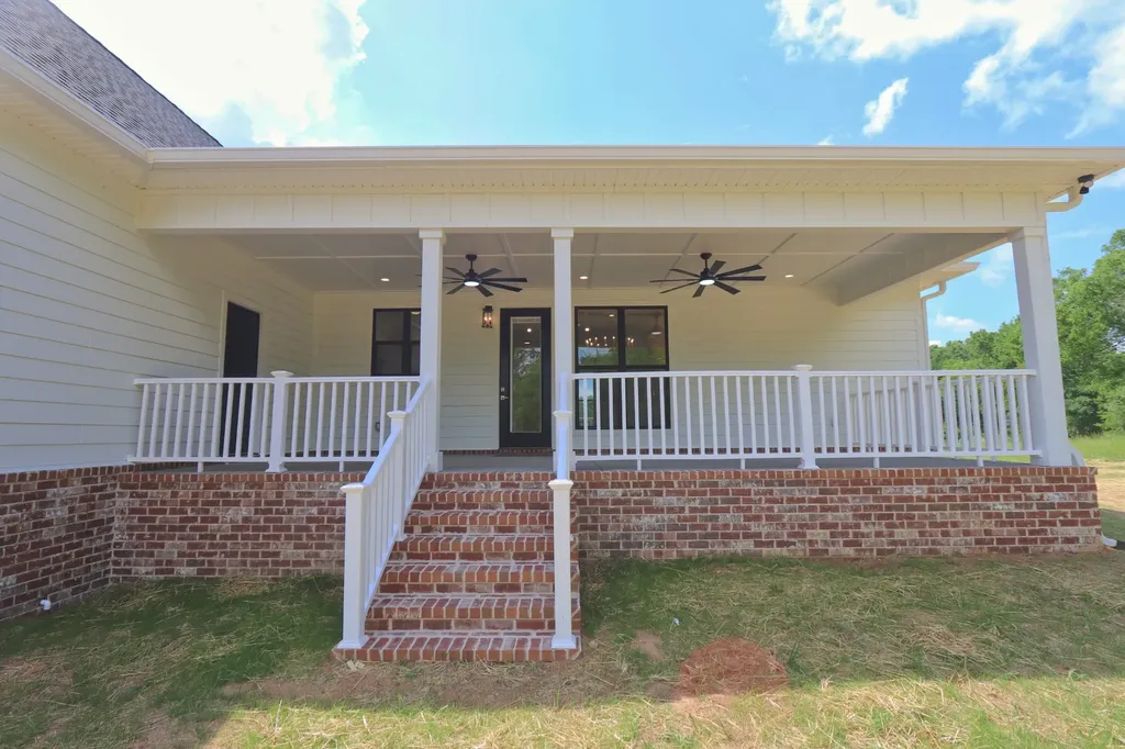 3550 Old Highway 25 Hartsville TN 37074