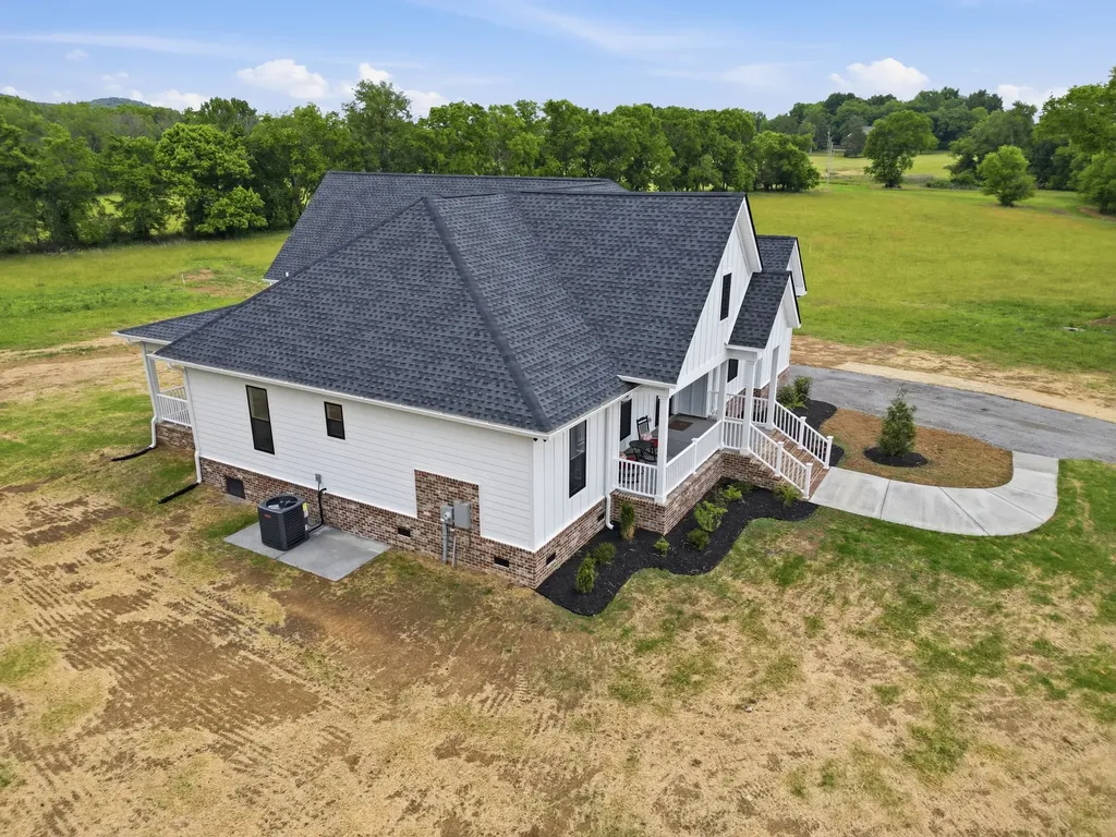 3550 Old Highway 25 Hartsville TN 37074