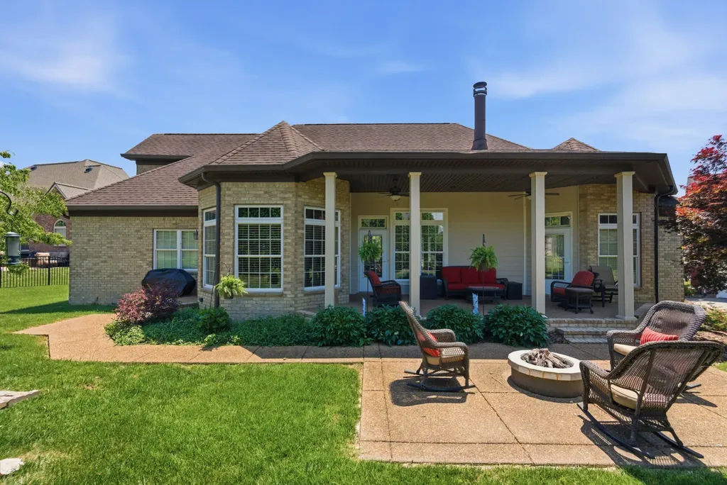 1072 Gadwall Circle Hendersonville TN 37075