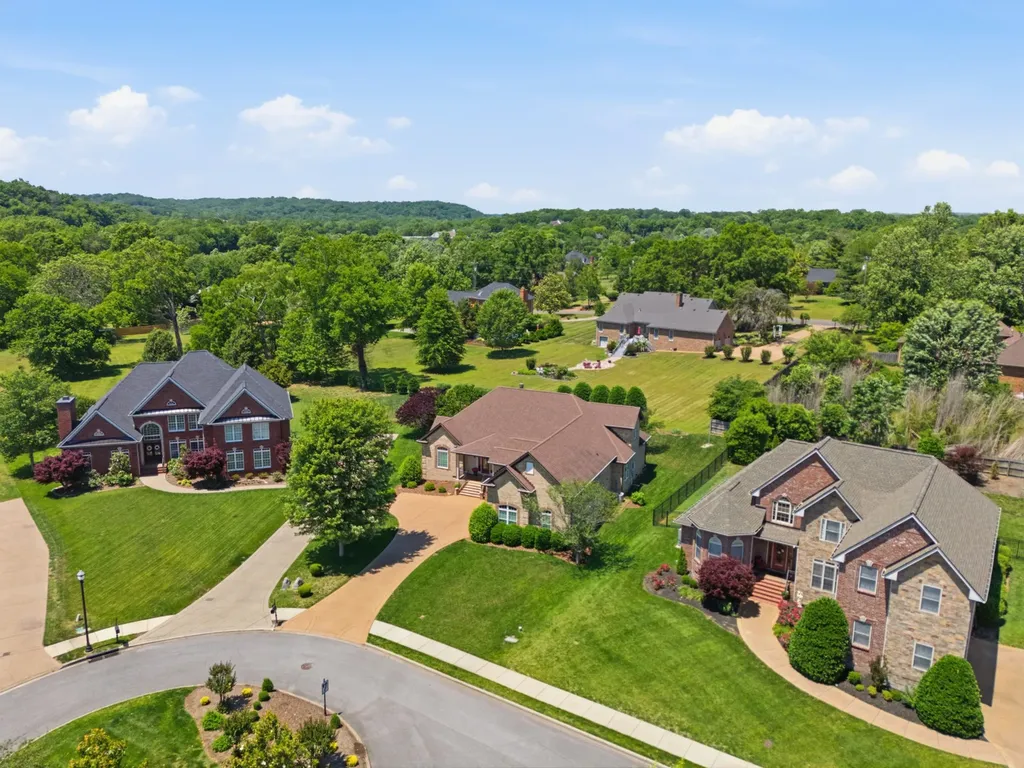 1072 Gadwall Circle Hendersonville TN 37075