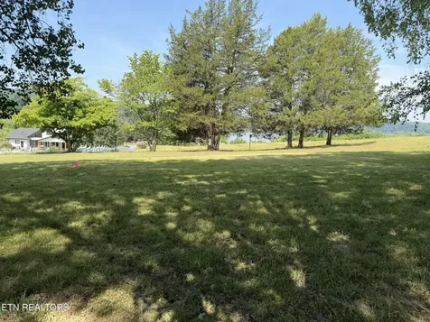 21 Morris Lane Kingston TN 37763
