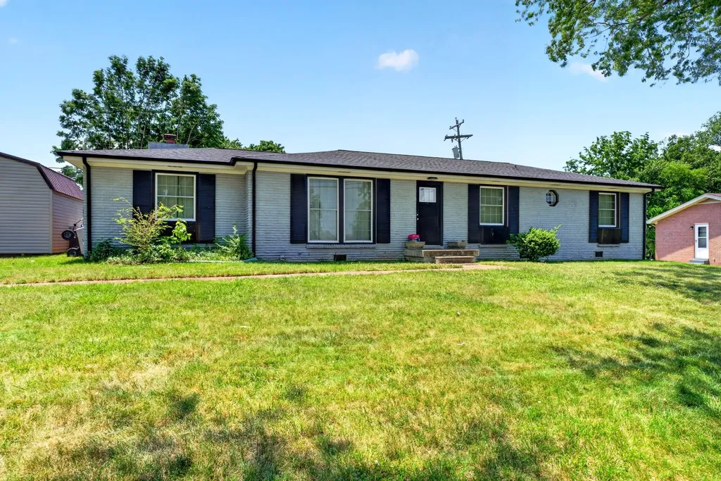 230 Alfred Drive Clarksville TN 37043