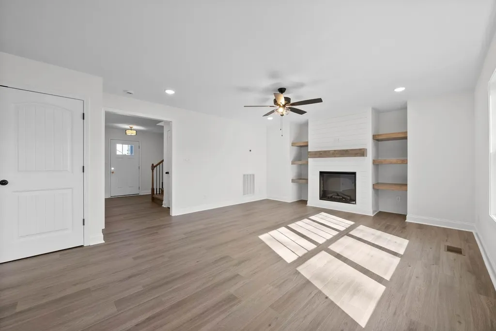 681 S Forest Brook Court Clarksville TN 37042