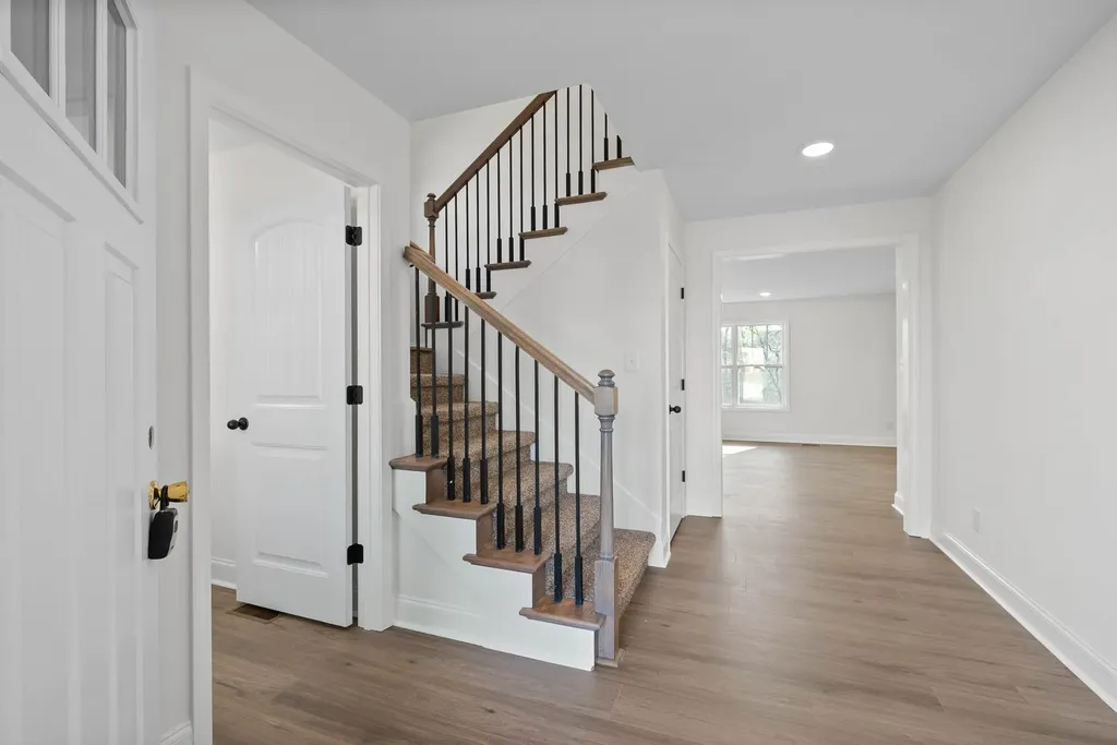 681 S Forest Brook Court Clarksville TN 37042