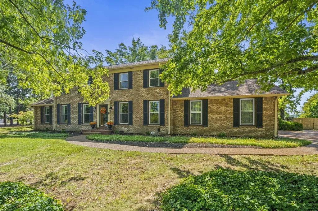 5629 Highland Way Nashville TN 37211