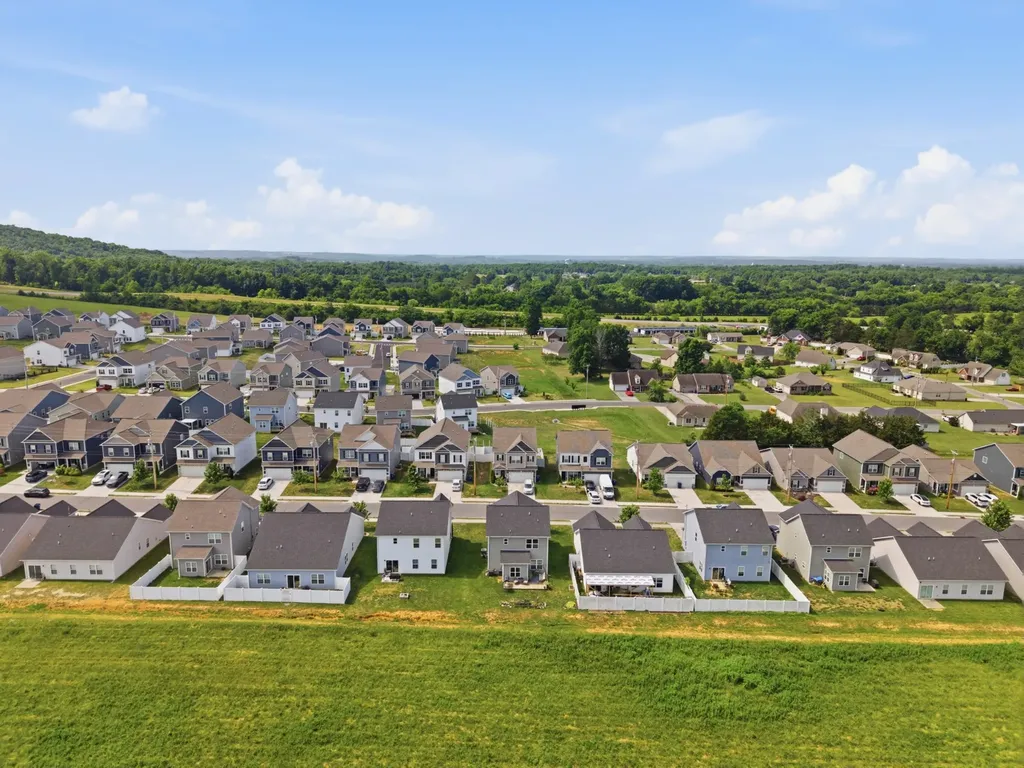 119 Triple Crown Court Shelbyville TN 37160