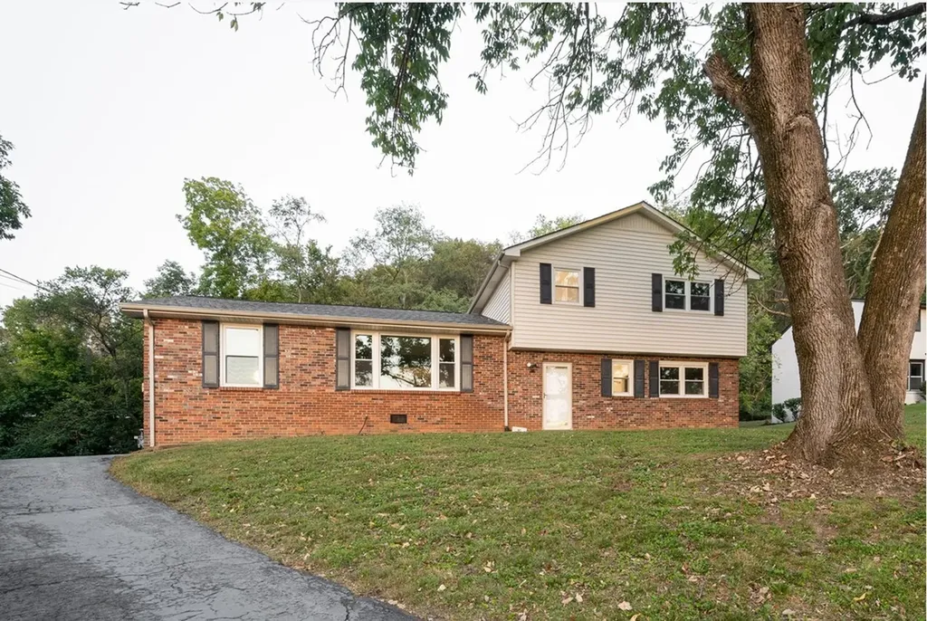 342 Cross Timbers Drive Nashville TN 37221