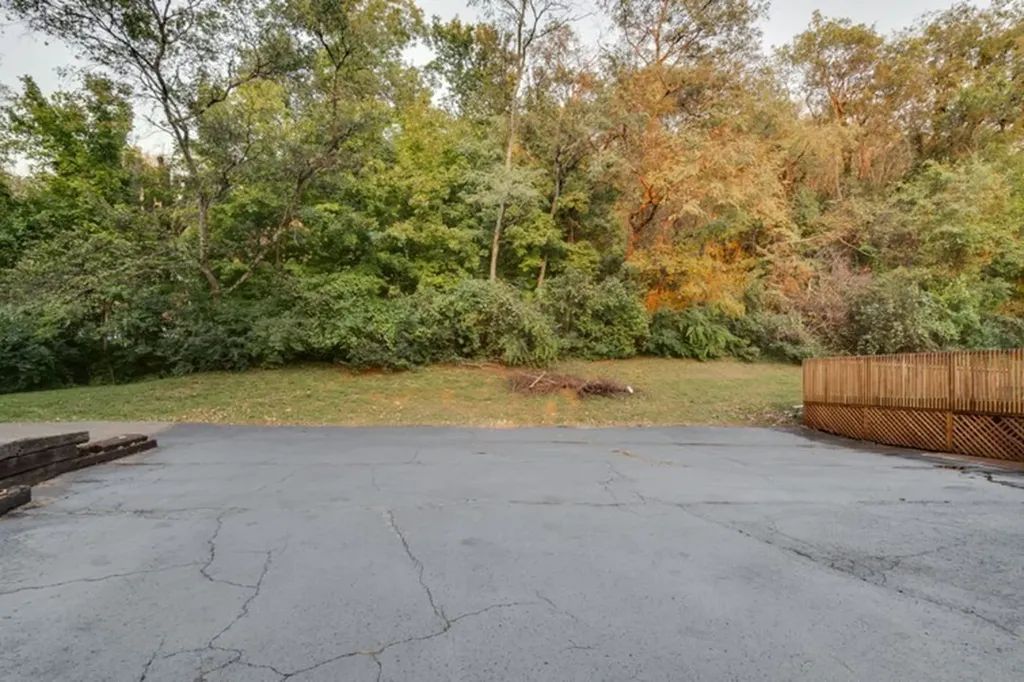 342 Cross Timbers Drive Nashville TN 37221