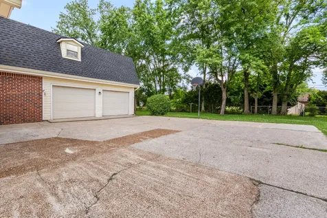 1117 Peninsula Drive Gallatin TN 37066