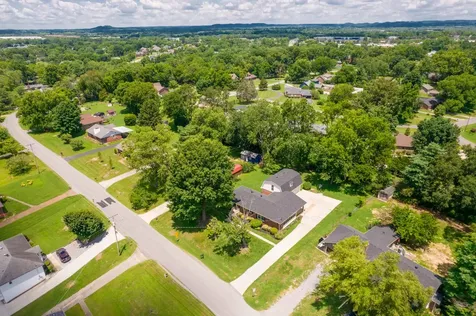 1117 Peninsula Drive Gallatin TN 37066