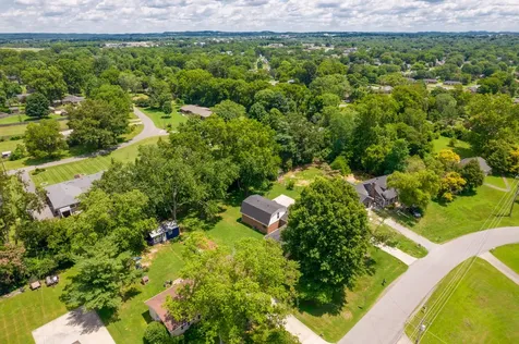 1117 Peninsula Drive Gallatin TN 37066