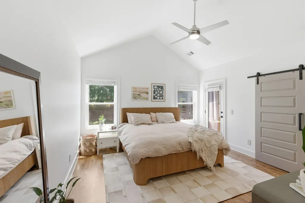 2330A Carter Avenue Nashville TN 37206