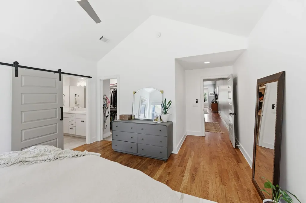 2330A Carter Avenue Nashville TN 37206