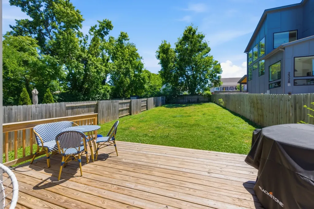 2330A Carter Avenue Nashville TN 37206
