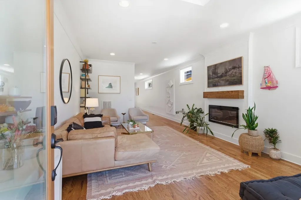 2330A Carter Avenue Nashville TN 37206