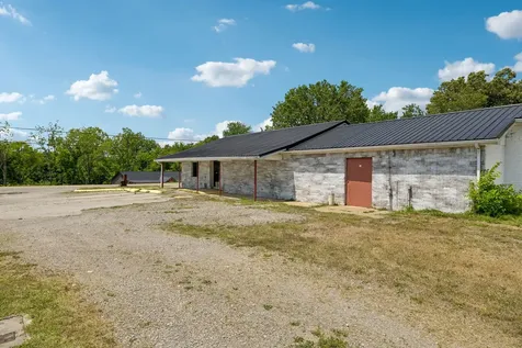 5933 Marion Road Cumberland Furnace TN 37051