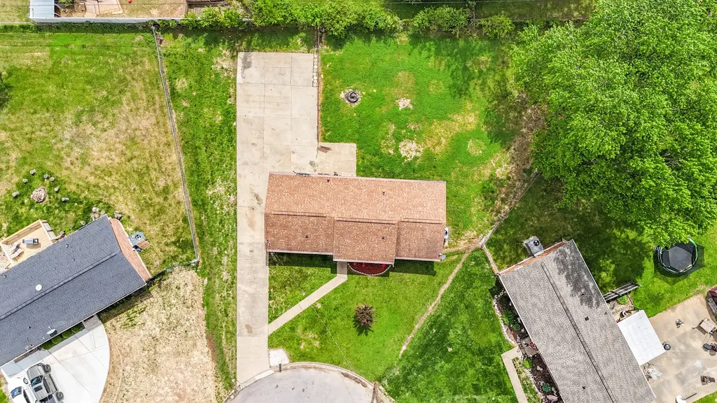 106 Winston Court Clarksville TN 37042