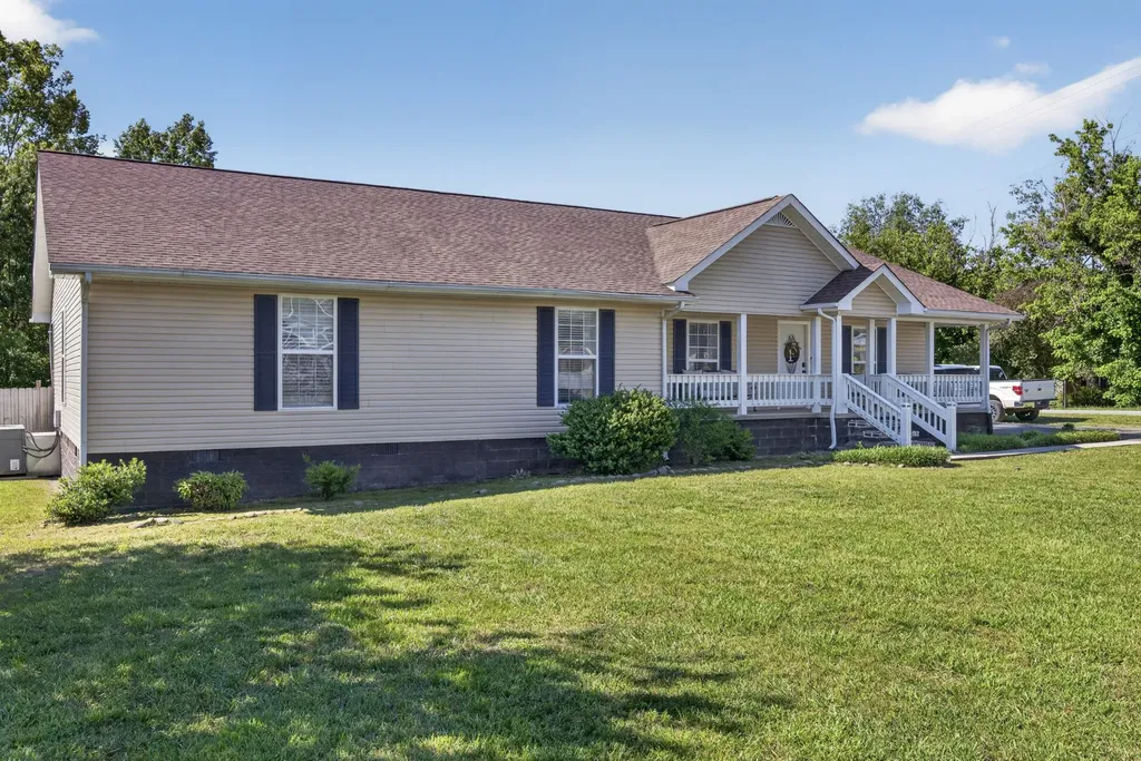 102 Oak Springs Lane Rickman TN 38580
