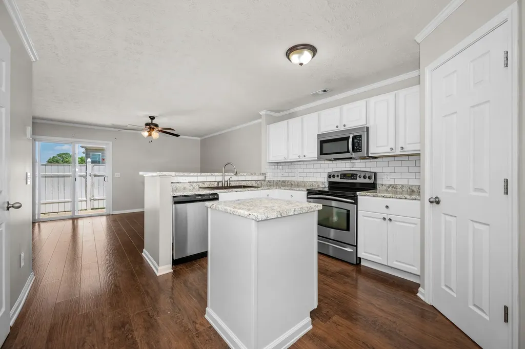 520 Bradburn Village Circle Antioch TN 37013