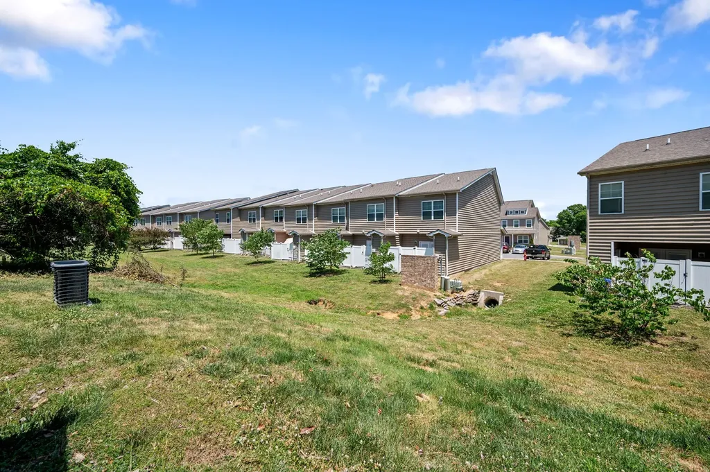 520 Bradburn Village Circle Antioch TN 37013