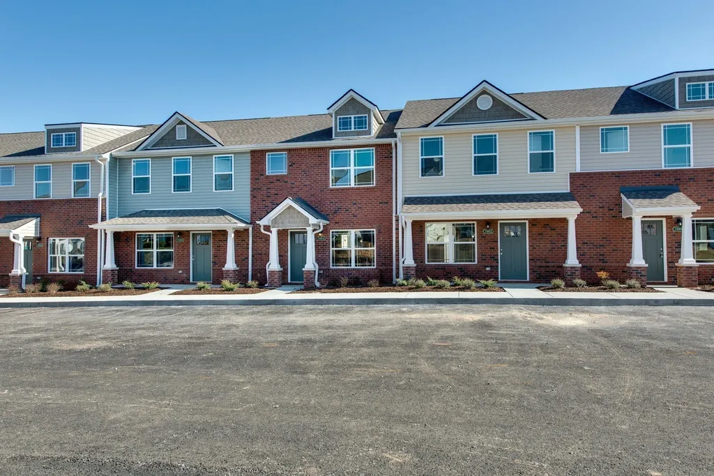 2003 Blossom Run Spring Hill TN 37174
