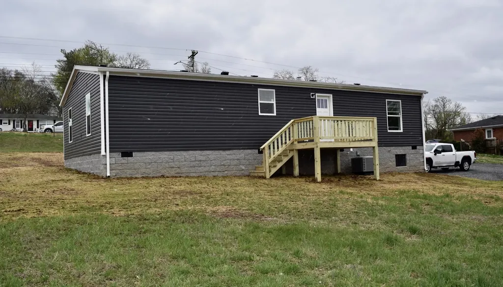 416 River Street Hartsville TN 37074