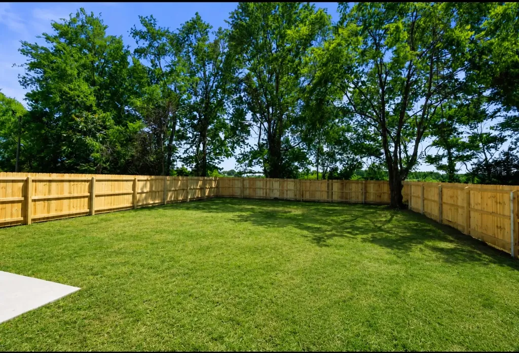 414 21st Ave, W Springfield TN 37172