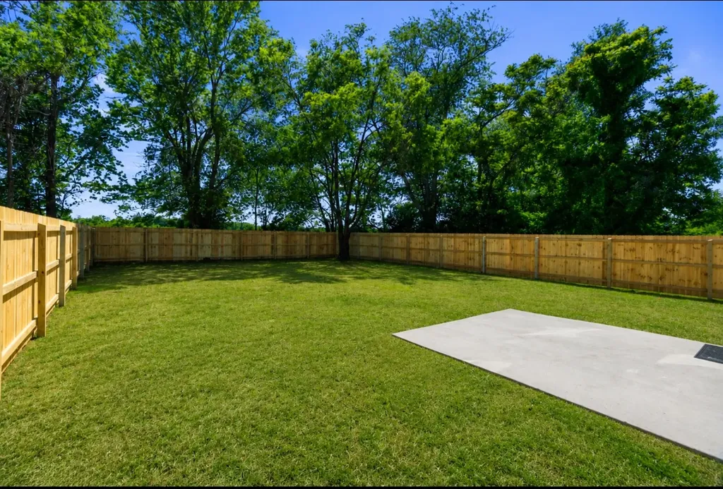 414 21st Ave, W Springfield TN 37172