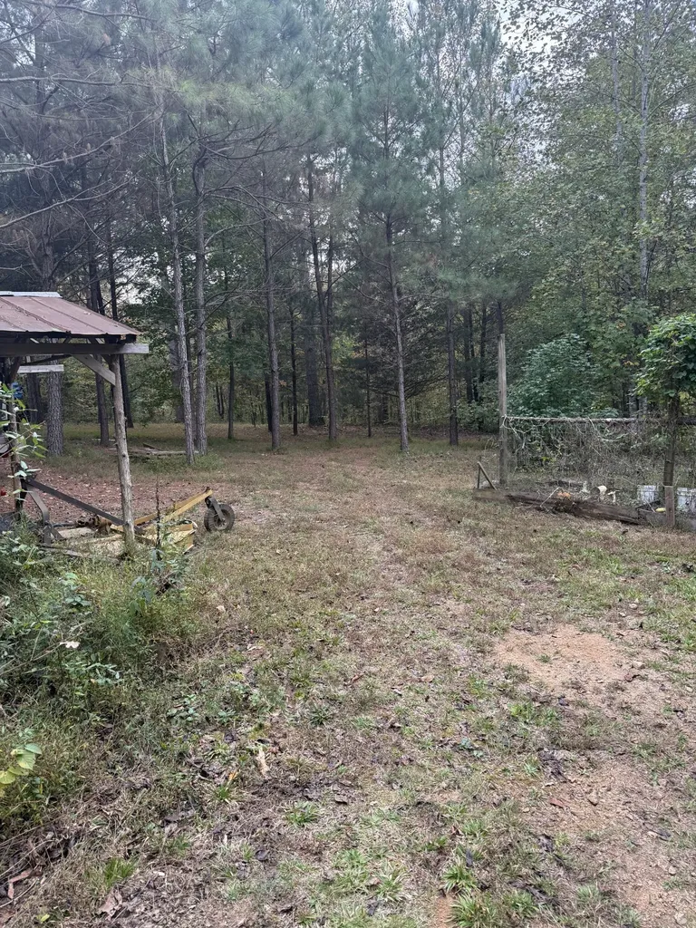 646 Brush Creek Road Lawrenceburg TN 38464