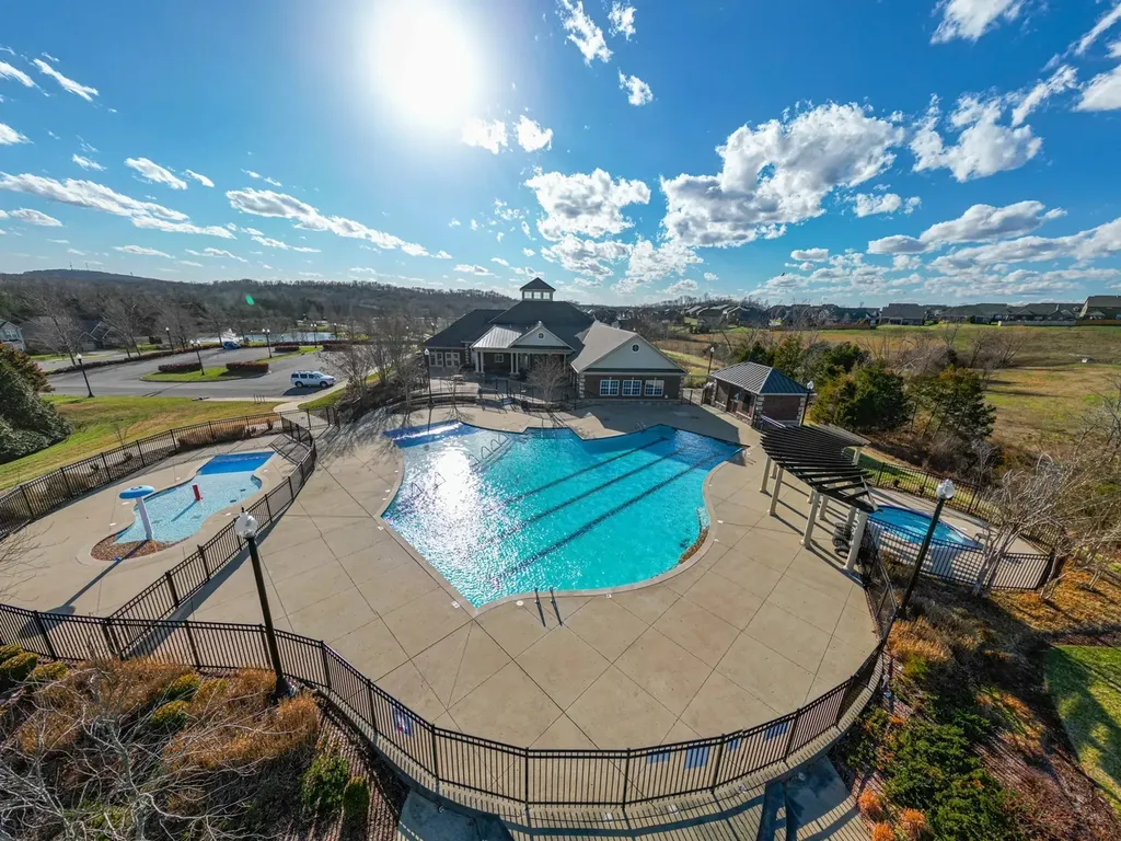 867 Meadowcrest Way Lebanon TN 37090