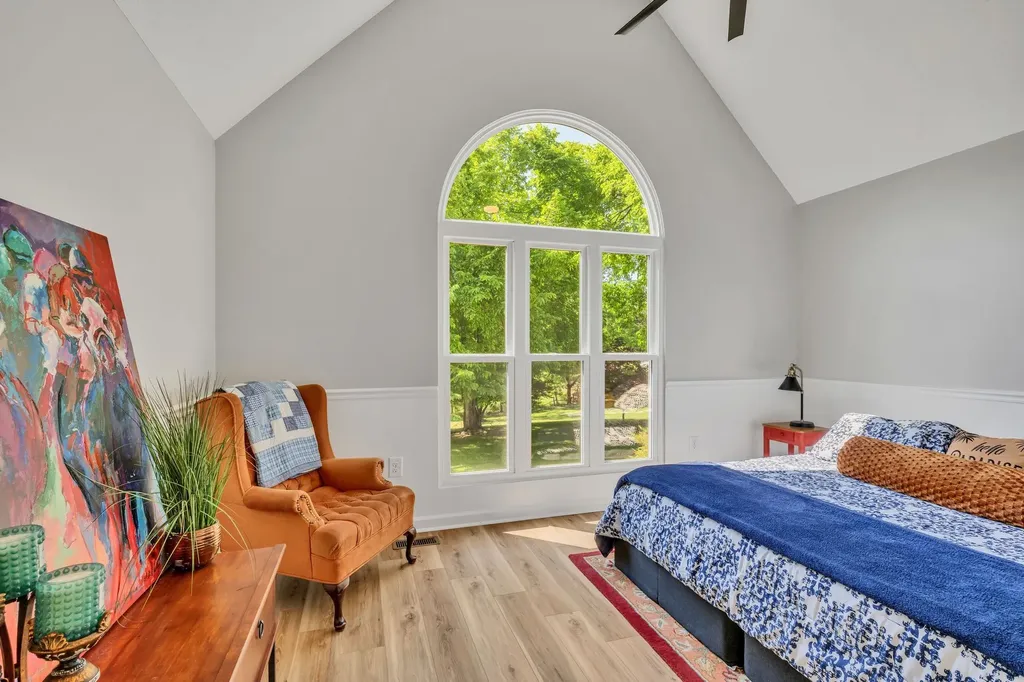 643 Bear Creek Valley Road Bon Aqua TN 37025