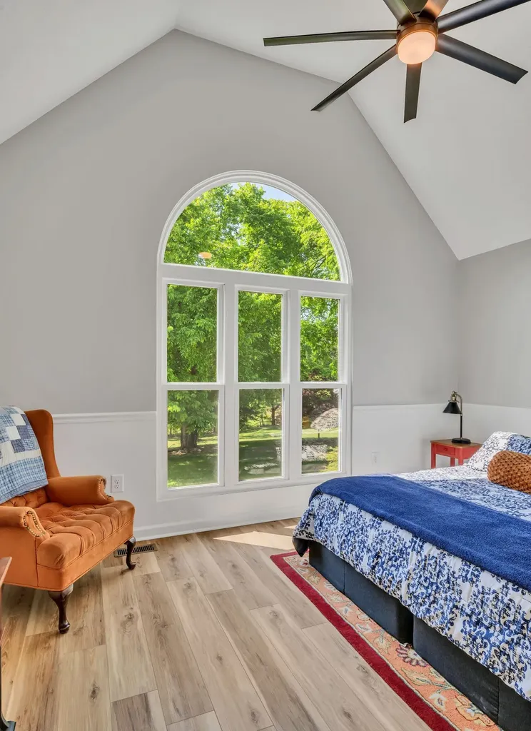 643 Bear Creek Valley Road Bon Aqua TN 37025