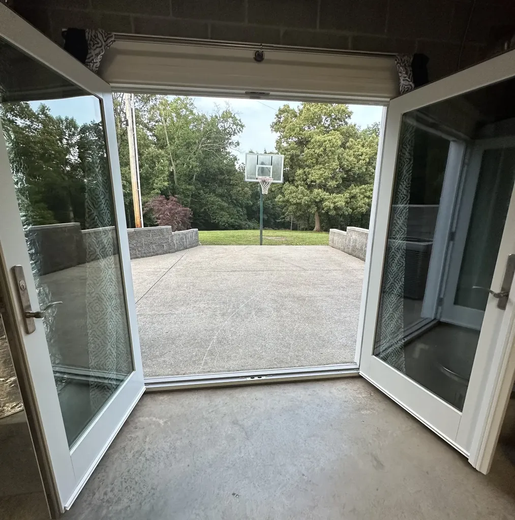 643 Bear Creek Valley Road Bon Aqua TN 37025