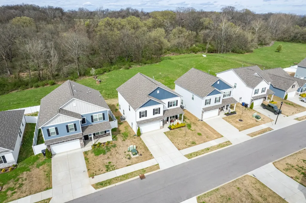 227 Stonewall Drive Columbia TN 38401